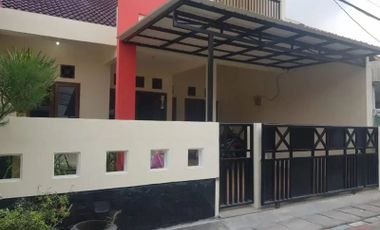 Dijual Rumah 2 Lantai Siap Huni Pucang Adi Surabaya