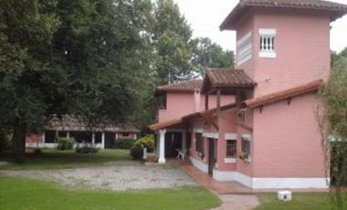 Venta, hermosa propiedad en Jose C. Paz