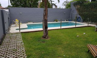 Venta de Casa y Departamento Apta Crédito en S. A. de Padua, calle Bme. Mitre