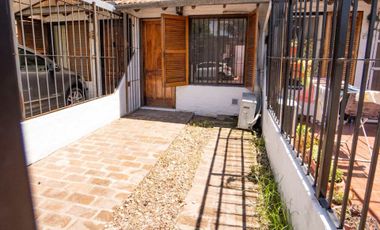 Venta Dúplex con patio y cochera - Ramos Mejia