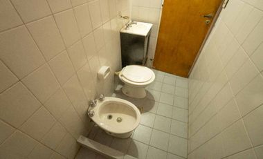Venta Dúplex con patio y cochera - Ramos Mejia