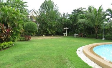 House for rent in Mandaue City, Gated American colonial inspired houses