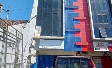 Disewakan Ruko Siap Pakai 3 Lantai di Jl. Gayungsari Barat, Surabaya