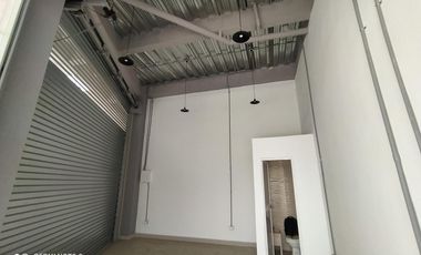 local en arriendo en ciudad pacífica. Cod A4879