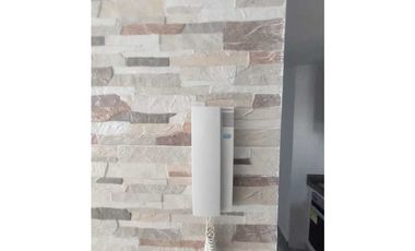 Se Vende Hermoso Apartamento Recién Remodelado C. Cerrado Con Piscina
