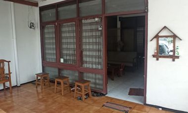 Dijual cepat rumah hitung tanah dibawah NJOP Jln, Ciputat Raya Pondok Pinang