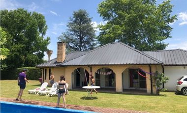 HERMOSA QUINTA EN BARRIO SEMICERRADO PILAR