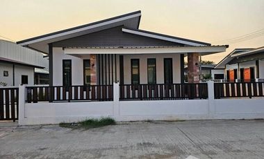 3 Bedroom House for sale at Ruenrom Village