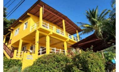 HOTEL BOUTIQUE CERRITO TROPICAL ISLA DE TABOGA 11REC 11B 970M2