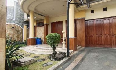 Rumah Cantik dan Strategis Sangat Luas!! Di Taman Pinang Sidoarjo