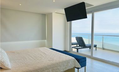 PENT HOUSE DE LUJO FRENTE AL MAR EN RIVA DI MARE, MANTA
