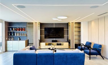 PENT HOUSE DE LUJO FRENTE AL MAR EN RIVA DI MARE, MANTA