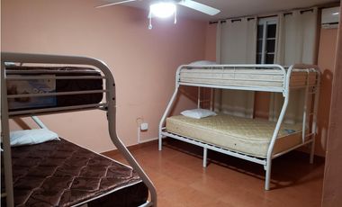 CASA PARA FIN DE SEMANA CON PISCINA