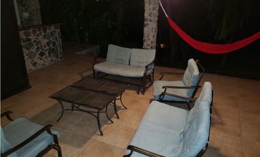 CASA PARA FIN DE SEMANA CON PISCINA