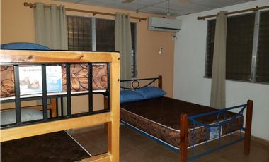 CASA PARA FIN DE SEMANA CON PISCINA