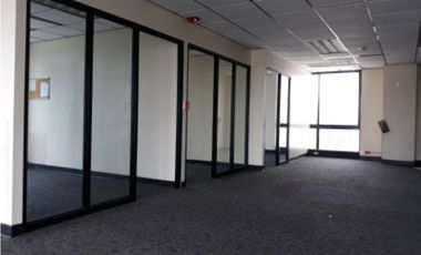 NEGOCIE ALQUILER O VENTA OFICINA DE 395M2, PISO COMPLETO EN CALLE 50