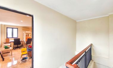 Rumah 5 Kamar Tidur 15 menit ke The Breeze BSD City Siap KPR  J-39746