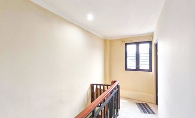 Rumah 5 Kamar Tidur 15 menit ke The Breeze BSD City Siap KPR  J-39746