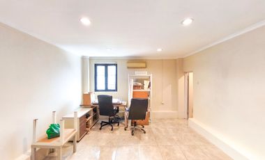 Rumah 5 Kamar Tidur 15 menit ke The Breeze BSD City Siap KPR  J-39746