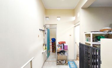 Rumah 5 Kamar Tidur 15 menit ke The Breeze BSD City Siap KPR  J-39746