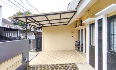 Rumah 5 Kamar Tidur 15 menit ke The Breeze BSD City Siap KPR  J-39746