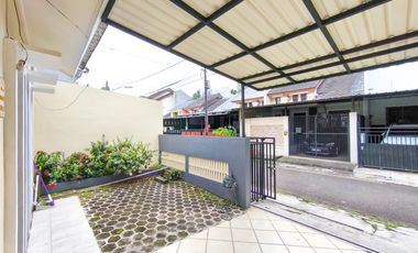 Rumah 5 Kamar Tidur 15 menit ke The Breeze BSD City Siap KPR  J-39746