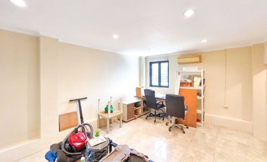 Rumah 5 Kamar Tidur 15 menit ke The Breeze BSD City Siap KPR  J-39746