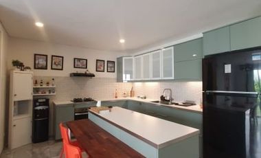 DIJUAL RUMAH SEMI FURNISHED DGN POOL DI CIPETE SELATAN