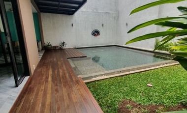 DIJUAL RUMAH SEMI FURNISHED DGN POOL DI CIPETE SELATAN