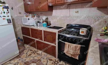 Casa tres niveles, Condominio F-22 Col. Tolotzin 1