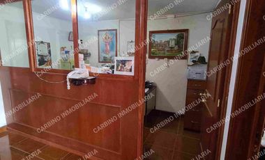 Casa tres niveles, Condominio F-22 Col. Tolotzin 1