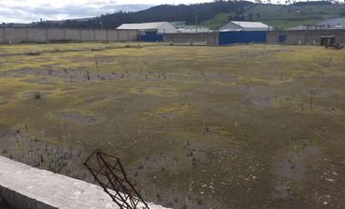 ARRIENDO TERRENO INDUSTRIAL SUR DE QUITO, ALTO IMPACTO