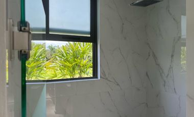 ESTRENE RESIDENCIA COLINDANTE AL CAMPO DE GOLF EN PARAÍSO COUNTRY CLUB