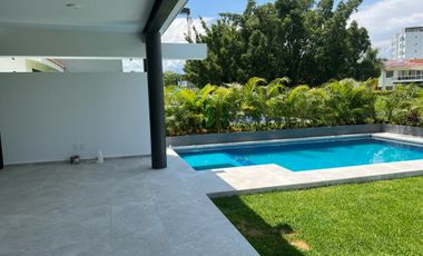 ESTRENE RESIDENCIA COLINDANTE AL CAMPO DE GOLF EN PARAÍSO COUNTRY CLUB