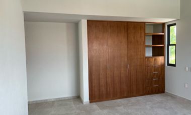 ESTRENE RESIDENCIA COLINDANTE AL CAMPO DE GOLF EN PARAÍSO COUNTRY CLUB