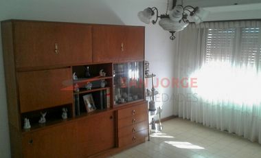 Importante Chalet en 2 plantas en Barrio Colinas de Peralta Ramos