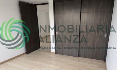 apartamento en venta en conj res sacromonte. Cod V61866