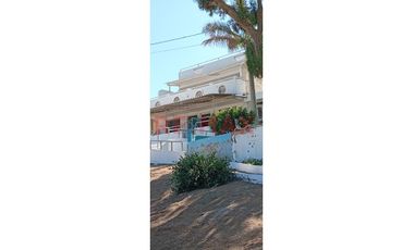 Se Vende Casa De Playa En El Balneario De Yacila Paita Parte Alta Sector Las Gaviotas