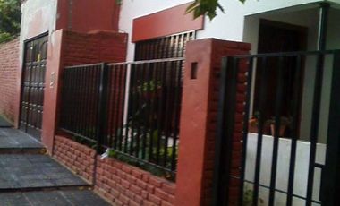 Chalet de categoria en venta MARMOL #741, Bella Vista.