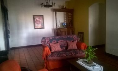 Chalet de categoria en venta MARMOL #741, Bella Vista.
