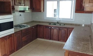 Casa  de 4 hab. en Barrio cerrado S.I. Labrador sobre 1000 mt Benavidez