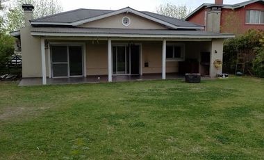 Casa  de 4 hab. en Barrio cerrado S.I. Labrador sobre 1000 mt Benavidez