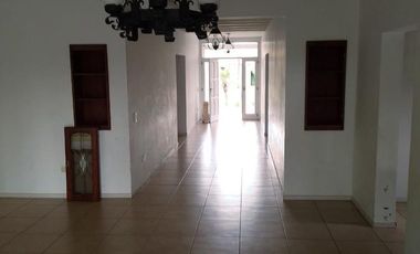 Casa  de 4 hab. en Barrio cerrado S.I. Labrador sobre 1000 mt Benavidez