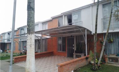 Excelente inversión casa Dúplex  en Villaverde