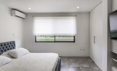 VENTA DE AMPLIA CASA EN SAMBORONDON