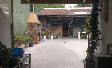 GRAN CASA TRES AMBIENTES CON QUINCHO