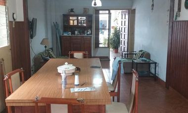 GRAN CASA TRES AMBIENTES CON QUINCHO