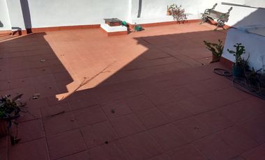 Venta de PH 4 ambientes Caseros
