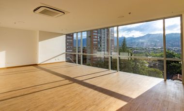 Oficina para la venta en la Aguacatala - El Poblado