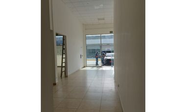 LOCALES EN ALQUILER AVENIDA DOMINGO DIAZ